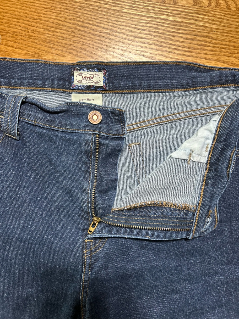 Women’s Levis 515 Shorts Dark Wash Size 16 - Picture 2 of 7